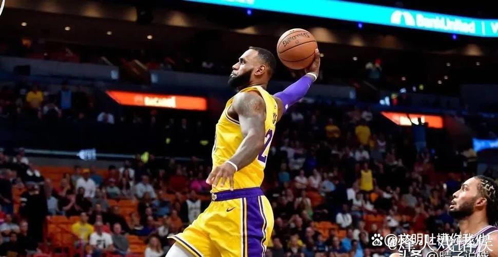 詹姆斯30+表现炸裂 湖人或送独行侠6连败 詹姆斯30+表现炸裂 湖人或送独行侠6连败