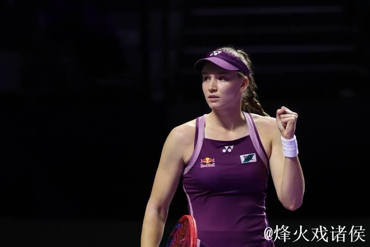 莱巴金娜首进年终总决赛决赛,2-1战胜佩古拉 莱巴金娜首进年终总决赛决赛,2-1战胜佩古拉